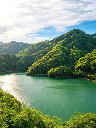 Near Chengdu! This Matcha Lake is what summer should really look