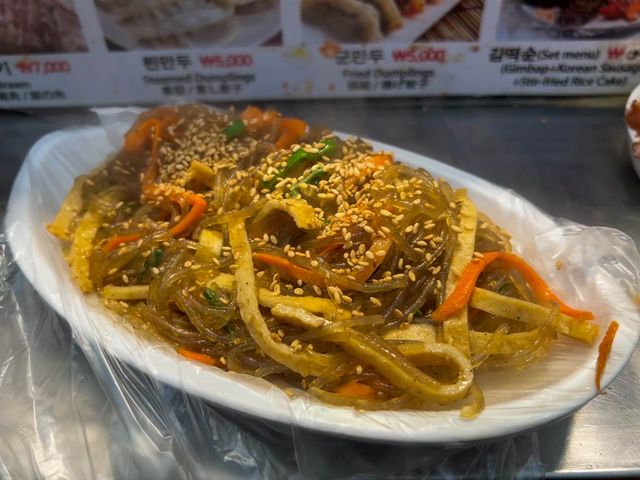 🇰🇷 廣藏市場攤檔亂入初體驗 🧑🏻‍🍳❄️