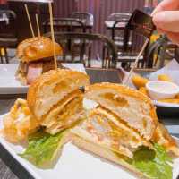 型格工業風🇺🇸邪惡😈巨型大漢堡🍔 🌸Burgeroom（尖沙咀）