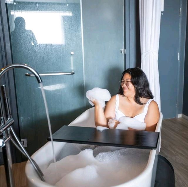foto Hotel ที่พักภูเก็ต สุดเกร๋ ติดทะเล วิวปัง 🤩