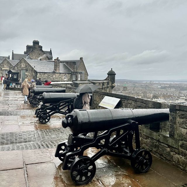 Edinburgh Castle - Edinburgh, UK