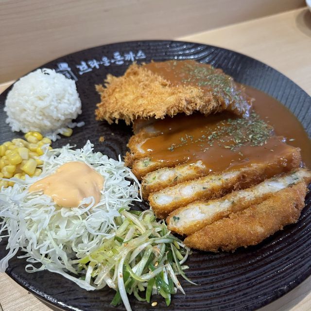 추억의 돈까스가 생각날 땐 🐽수완지구 브라운돈까스🐽