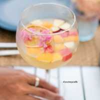 𝑻𝒉𝒆 𝑹𝒆𝒆𝒇  ร้านลับฟีลซานโตรินี่