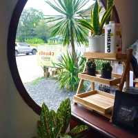 Tidti Home Cafe คาเฟ่เล็ก ๆ @ ป่าพะยอม