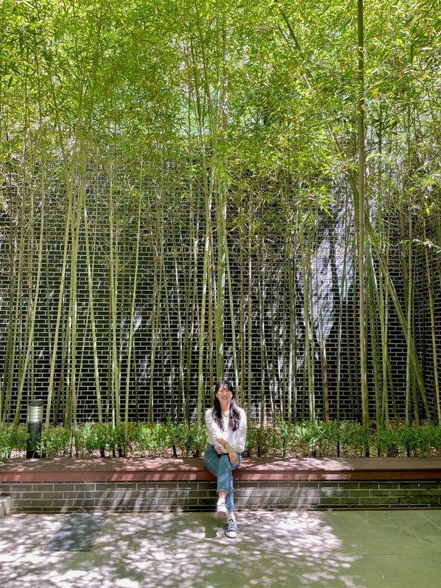 서울 도심 속 폭포소리 들으며 힐링할 수 있는 도서관🌿