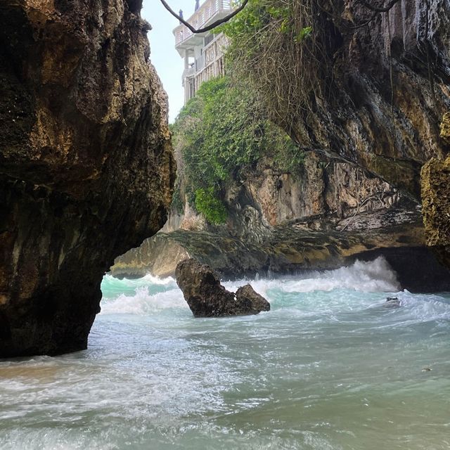 Suluban Beach 🌊