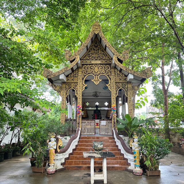 วัดเจดีย์เหลี่ยม ประตูสู่นครโบราณ📍