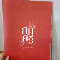 Somsri Eatery .....สมศรี อาหารไทยพิดโลก