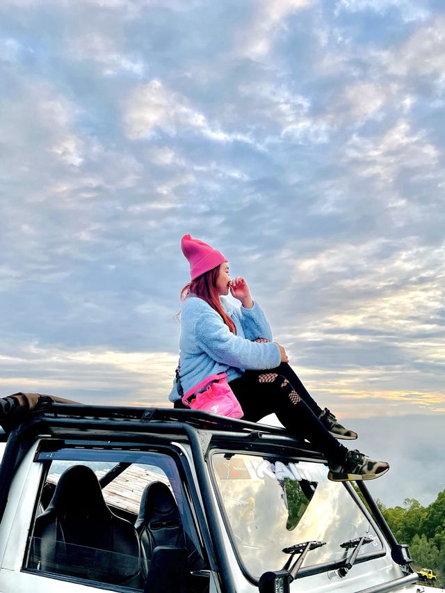 Catching Sunrise From The Top Of Mt Batur⁉️⛰️