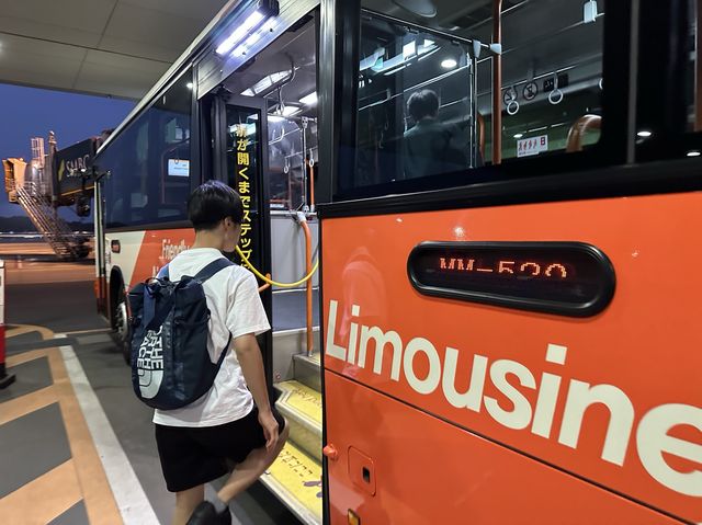 成田空港→福岡空港。8月16日お盆休みを『peach』で移動。 成田空港→福岡空港。8月16日お盆休みを『peach』で移動。