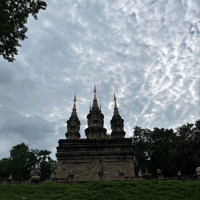 วัดพระพุทธบาทตะเมาะ ดอยเต่า เชียงใหม่