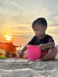 A Day at Pantai Bagan Lalang