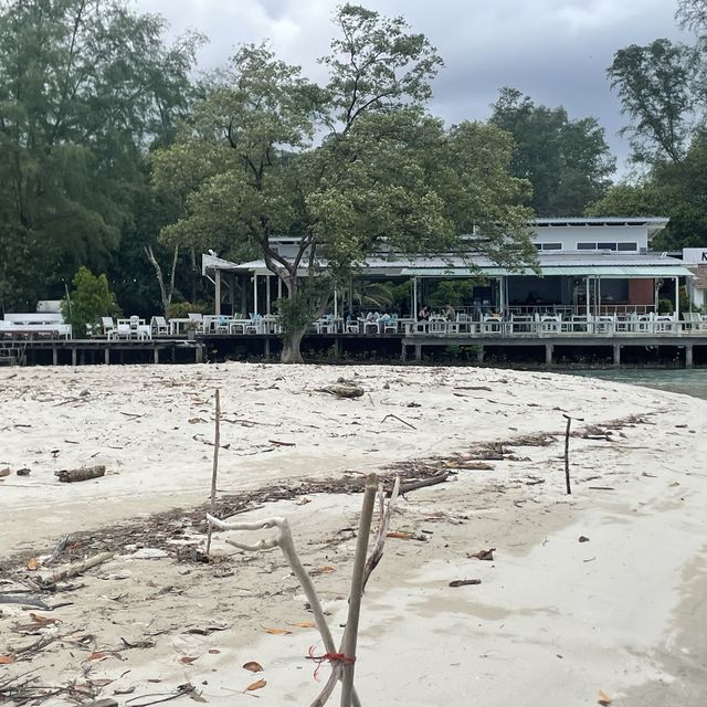 AANA resort & spa hotel  เกาะช้าง 