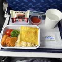 【エアプサン搭乗記】追加サービスも充実！機内食も楽しめる