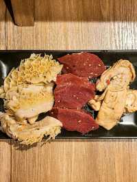 中目黒の人気店 ホルモンとく
