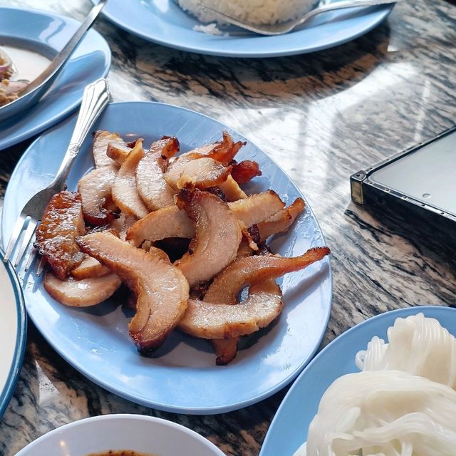 ร้านตะลุมบอน 😋