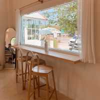 Spring day cafe