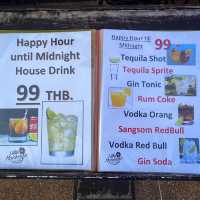 จะนั่งชิวดูบอลก็แวะมาได้ @Little Monkeys Club 