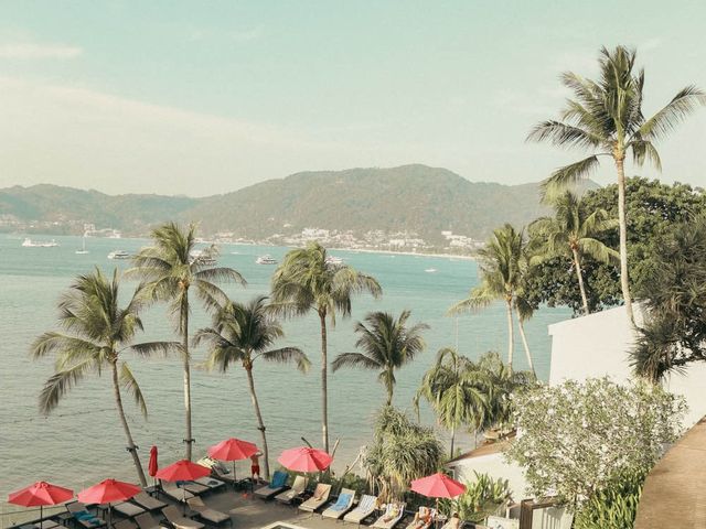 Samutr bar phuket