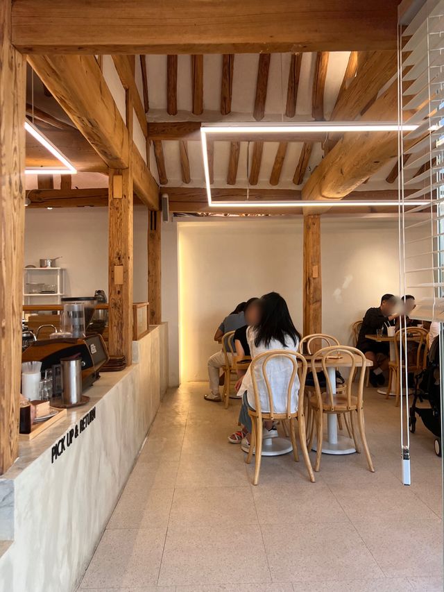 韓国/ソウル【益善洞】おしゃれな韓屋(ハノク)カフェ