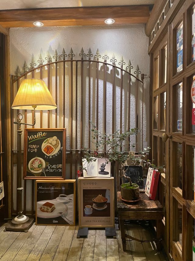 옛 감성 고스란히 담음 명동 카페☕️