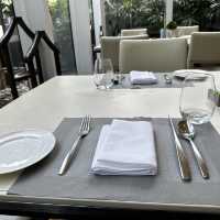 Conrad港麗酒店lunch buffet