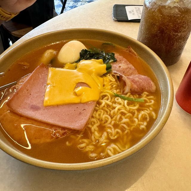 荃灣海之戀，非常邪惡的早餐