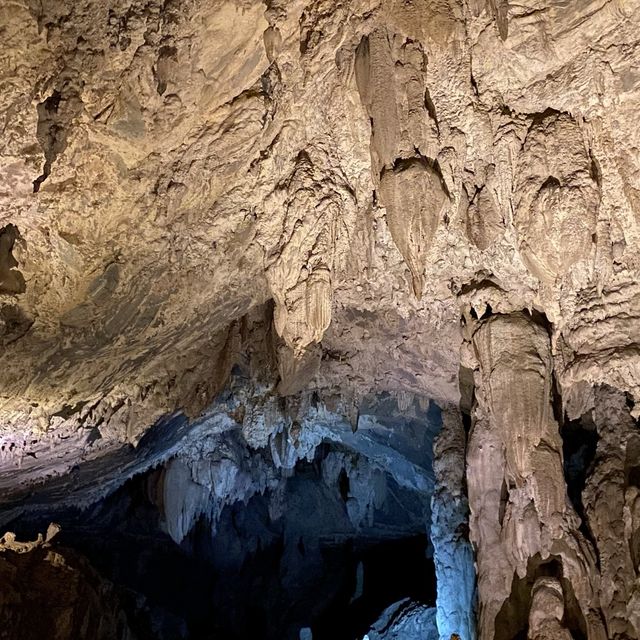 Cave Xplore at Gua Angin Mulu