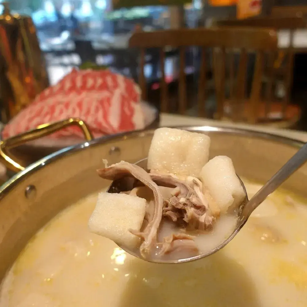 📍深圳 🍲🏻♀通關即去!🍚人氣豬肚雞鍋