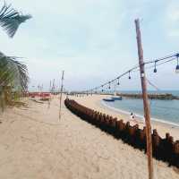 ครัวลุงระ ร้านเด็ดริมหาดแสงจันทร์ ระยอง