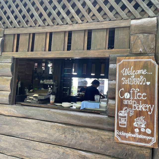 ☕️⛰️จิบกาแฟชมวิวเขาที่ระเบียงวิว☕️🌿 ☕️⛰️จิบกาแฟชมวิวเขาที่ระเบียงวิว☕️🌿