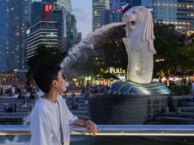 Marina Bay ไลออนพ่นน้ำ