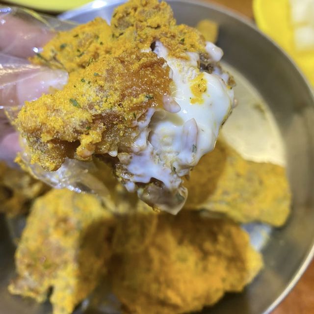 明洞：購物美食狂歡的天堂！🛍️💃