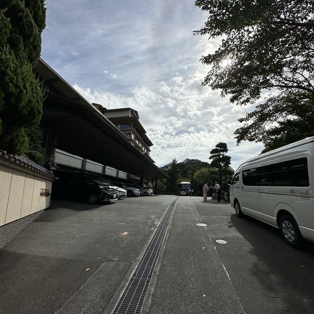 山口の老舗旅館、大谷山荘の貫禄さ。