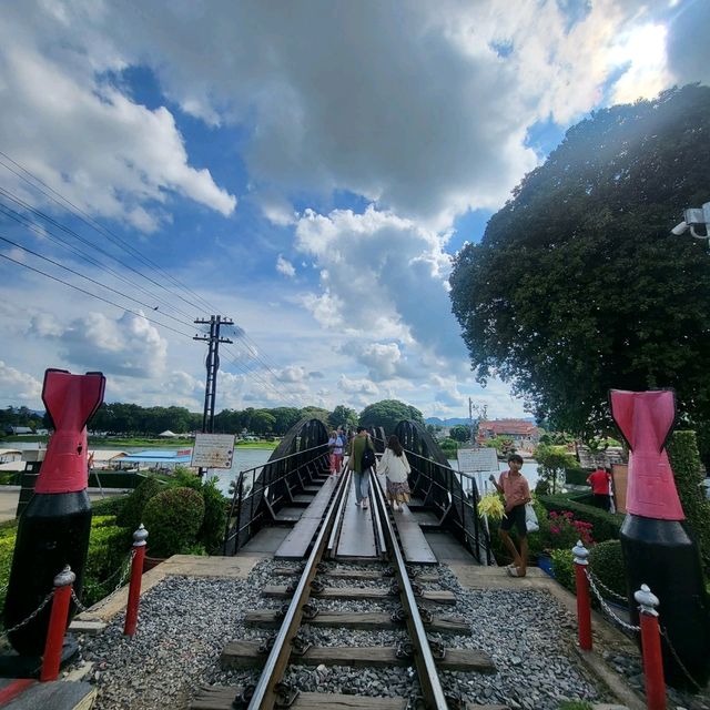 泰國北碧景點｜桂河大橋桂河大橋