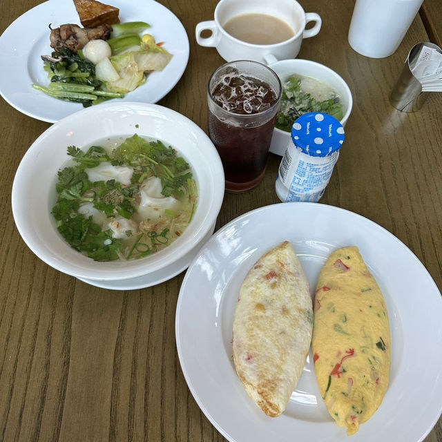 【桃園喜來登飯店】方便、整潔，適合晚班機