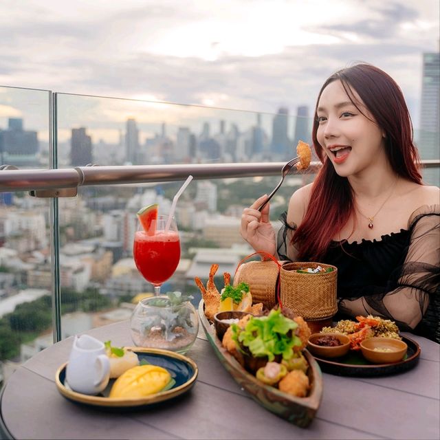 Hyatt Place Bangkok Sukhumvit โรงแรมวิวเมืองสวย
