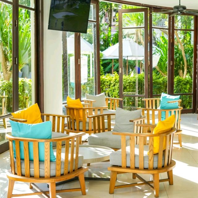 ลากแฟนไปนอนงบสบายกระเป๋าที่  ibis Phuket Patong