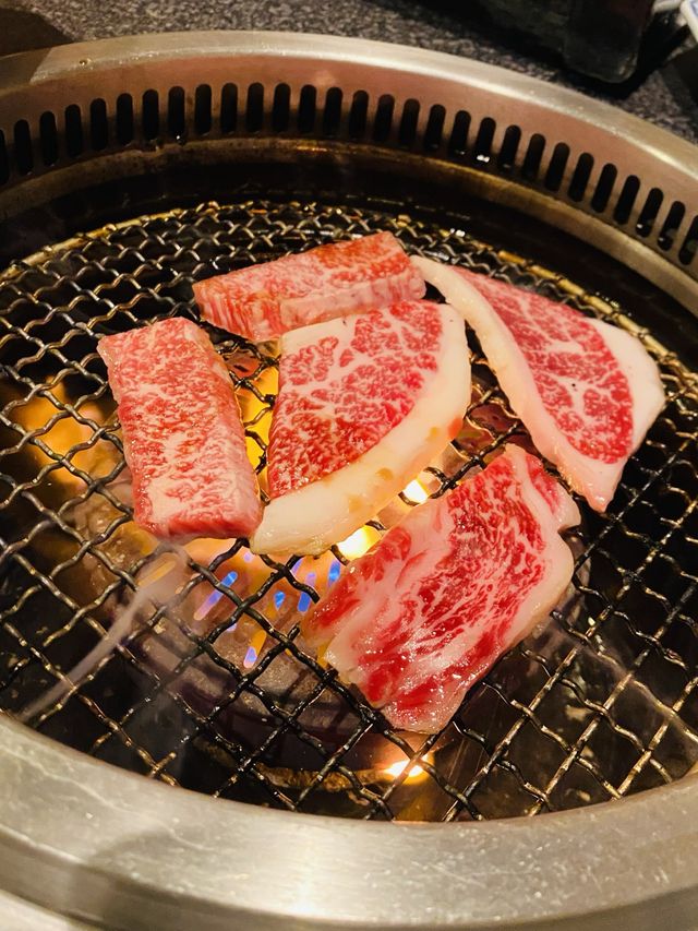 「六歌仙燒肉放題」