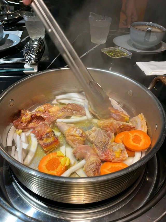 即炒鍋底🔥特色手工鍋勁吸引