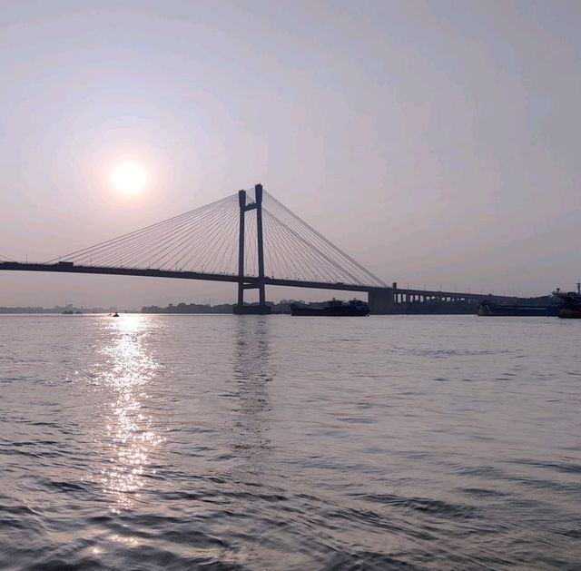 Exploring the Magnificence of Howrah Bridge