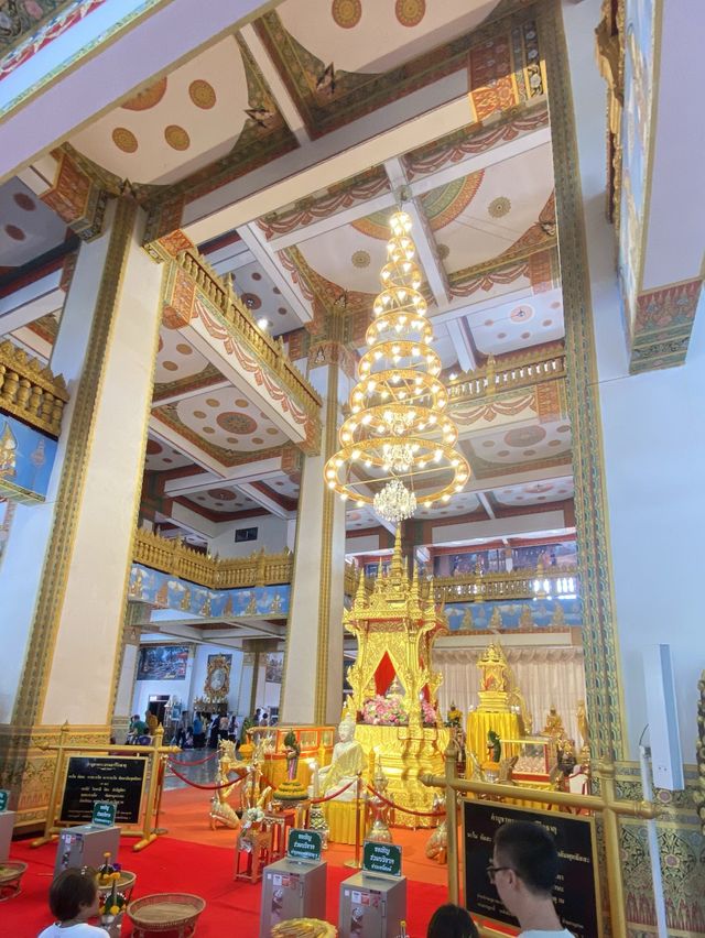 ทำบุญมาฆบูชา ไหว้พระมหาธาตุแก่นนคร