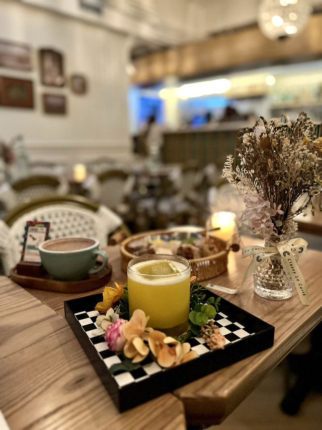 西環新開一間歐式靚靚打卡Cafe🌸☕️× fine dining🍽