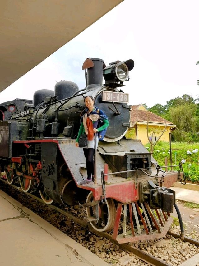 🇻🇳 The vintage Dalat Railway Station