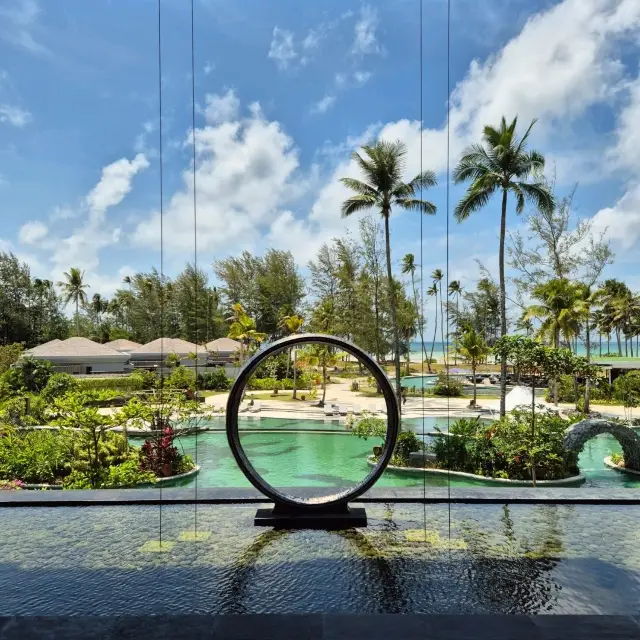 새로 오픈한 포 포인츠 바이 쉐라톤 빈탄