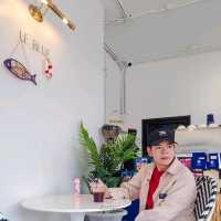 Le Blue เลอบลู คาเฟ่หนองคาย