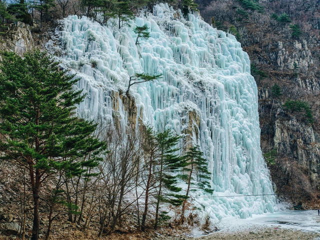 Cheongsong Eoreumgol Valley 