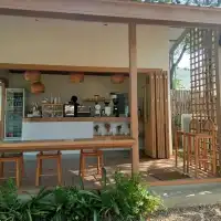 PLIKVIVEK CAFE คาเฟ่สไตล์ญี่ปุ่น
