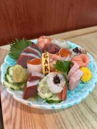 「樂酒場」：日本風情🏮火焰三文魚層層疊