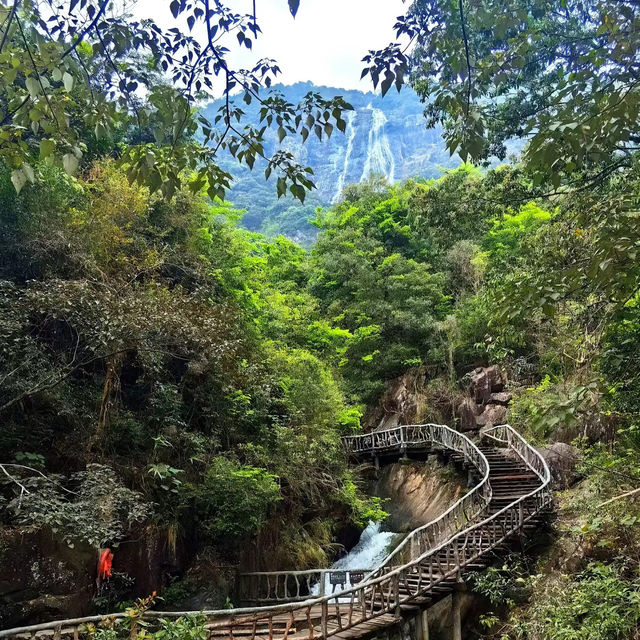 布引瀑布：壯美飛瀑